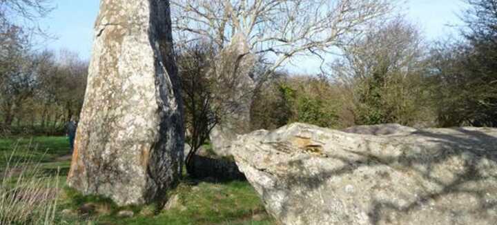 Le Grand Arc mégalithique Kerzerho Crucuno