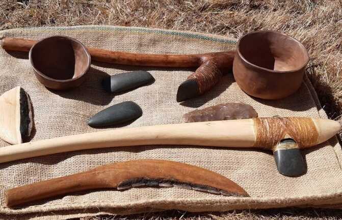 CMN_mégalithes et boite à outils