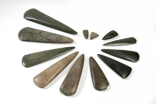 haches-musee-de-prehistoire