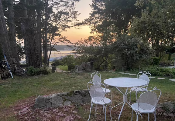 coucher de soleil sur le jardin