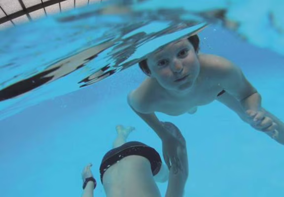 CAMPING CARNAC PISCINE COUVERTE