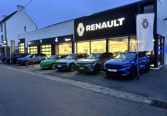 garage-Renault-carnac-nuit