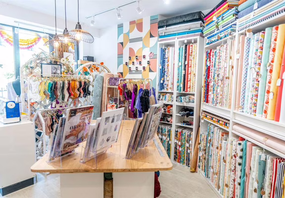 INTERIEUR BOUTIQUE (1)