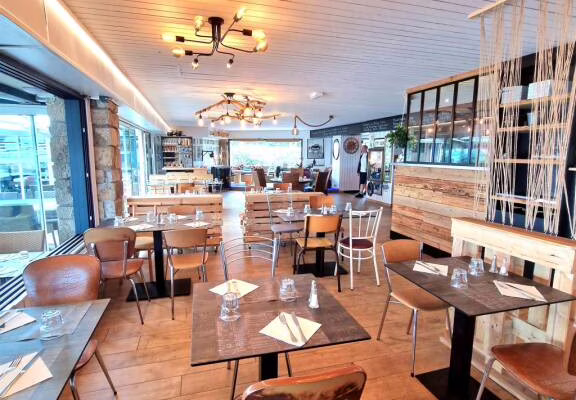 aux-terrasses-de-la-plage-kervillen-la-trinite-sur-mer-restaurant-bar-(4)
